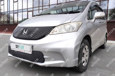 Утеплитель радиатора для Honda Freed (GB3, GB4), 2011-2014, рестайлинг, экокожа черная 