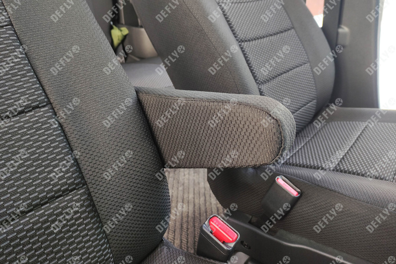 Чехлы на сиденья Toyota Tank/Roomy, Daihatsu Thor, Subaru Justy, 2016-2020, без спинок-столиков, жаккард