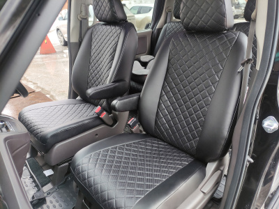 Чехлы на сиденья Honda Freed (GB5-GB8), 2016-2024, 4 места, капитанские кресла, экокожа черная/ромб перфорация