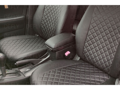 Чехол на центральный подлокотник переднего ряда Toyota Corolla Fielder (E120), 2000-2006, экокожа черная, 1 шт.