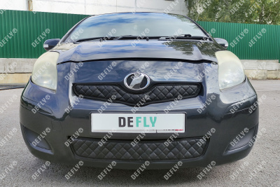 Утеплитель радиатора для Toyota Vitz (XP90), 2007-2010, рестайлинг, экокожа черная 