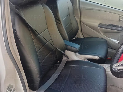 Чехол на центральный подлокотник переднего ряда Honda Insight, 2009-2014, экокожа черная, 1 шт.