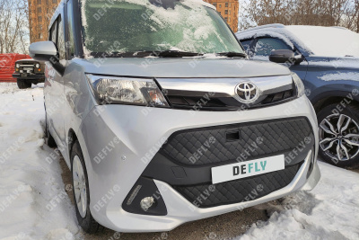 Утеплитель радиатора для Toyota Tank, 2016-2020, с камерой, экокожа черная 