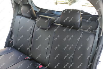 Чехлы на сиденья Toyota Vitz (XP130), 2010-2020, 1 ряд подголовник слитный, 2 ряд спинка 60/40, экокожа черная