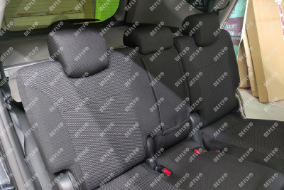 Чехлы на сиденья Toyotа Prius Alpha (XW40), 2011-2021, 5 мест, 2-й ряд 60/40, жаккард
